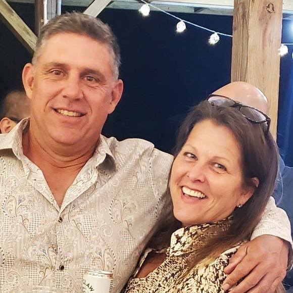 Meet your Posher, April - Picture 1 of 1